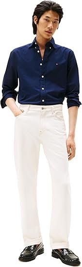 Tommy Hilfiger Men's Long Sleeve Oxford Shirts in Regular Fit, Men's Button Down Shirts, Also Available in Big and Tall - Image 2